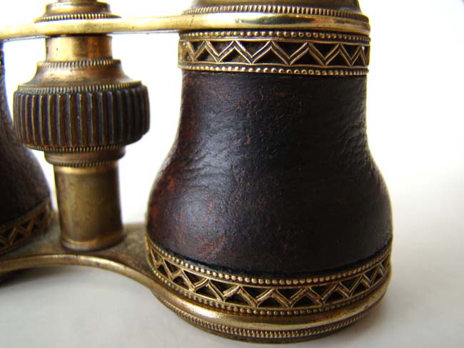 A pair of Antique Opera Glasses circa 1890 — image 2